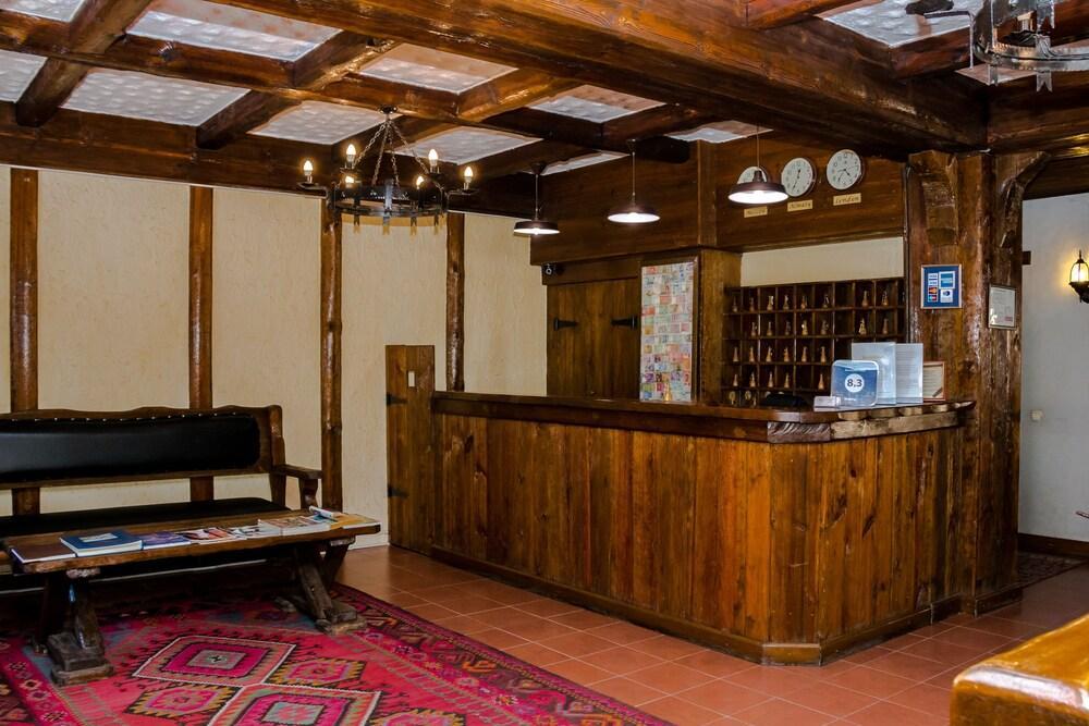 Saraishyq Hotel Almaty Bagian luar foto