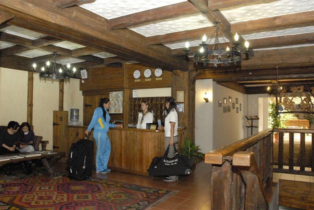 Saraishyq Hotel Almaty Bagian luar foto