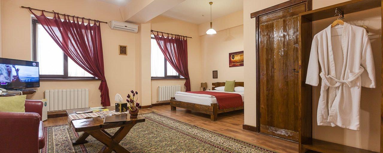 Saraishyq Hotel Almaty Bagian luar foto