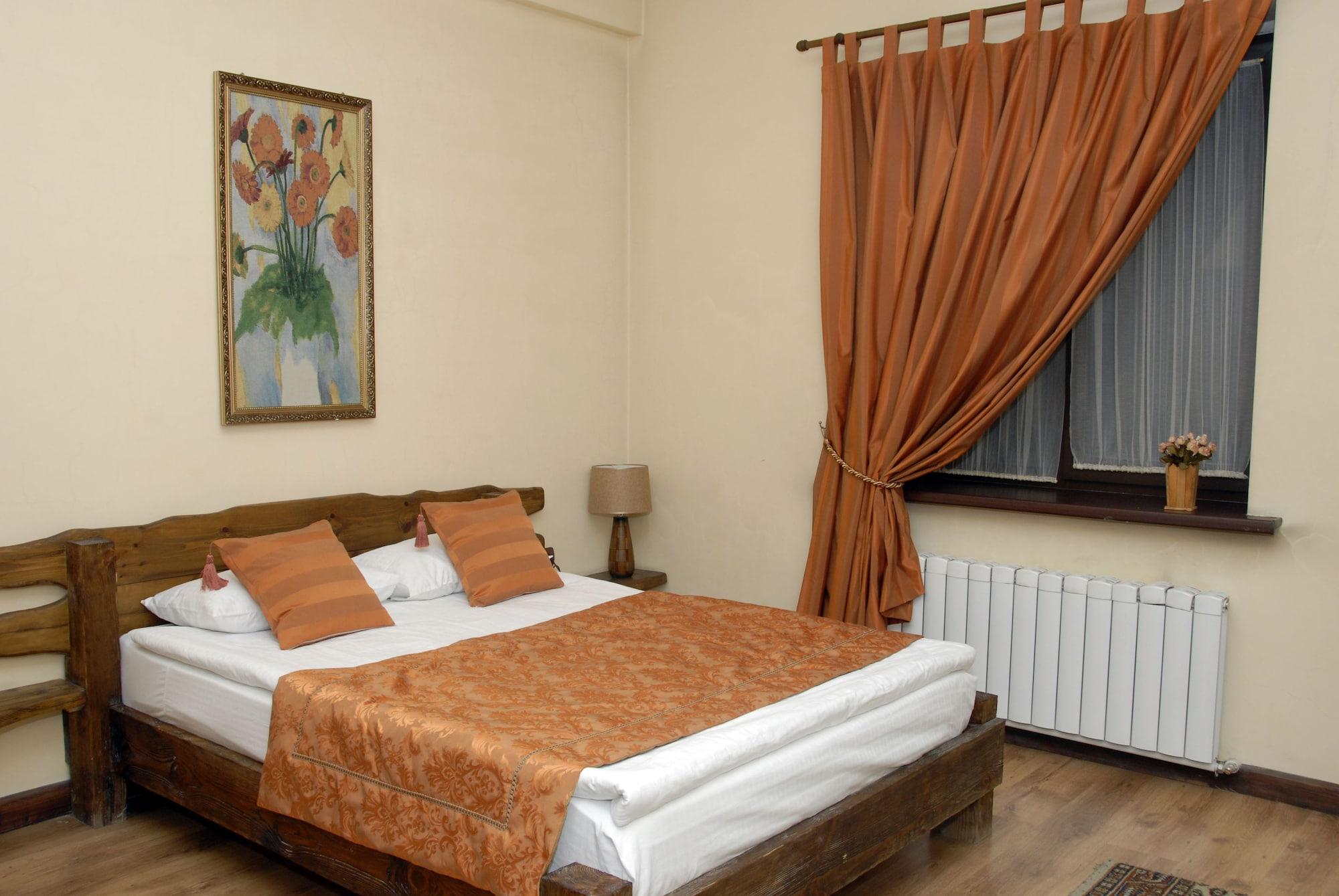 Saraishyq Hotel Almaty Bagian luar foto