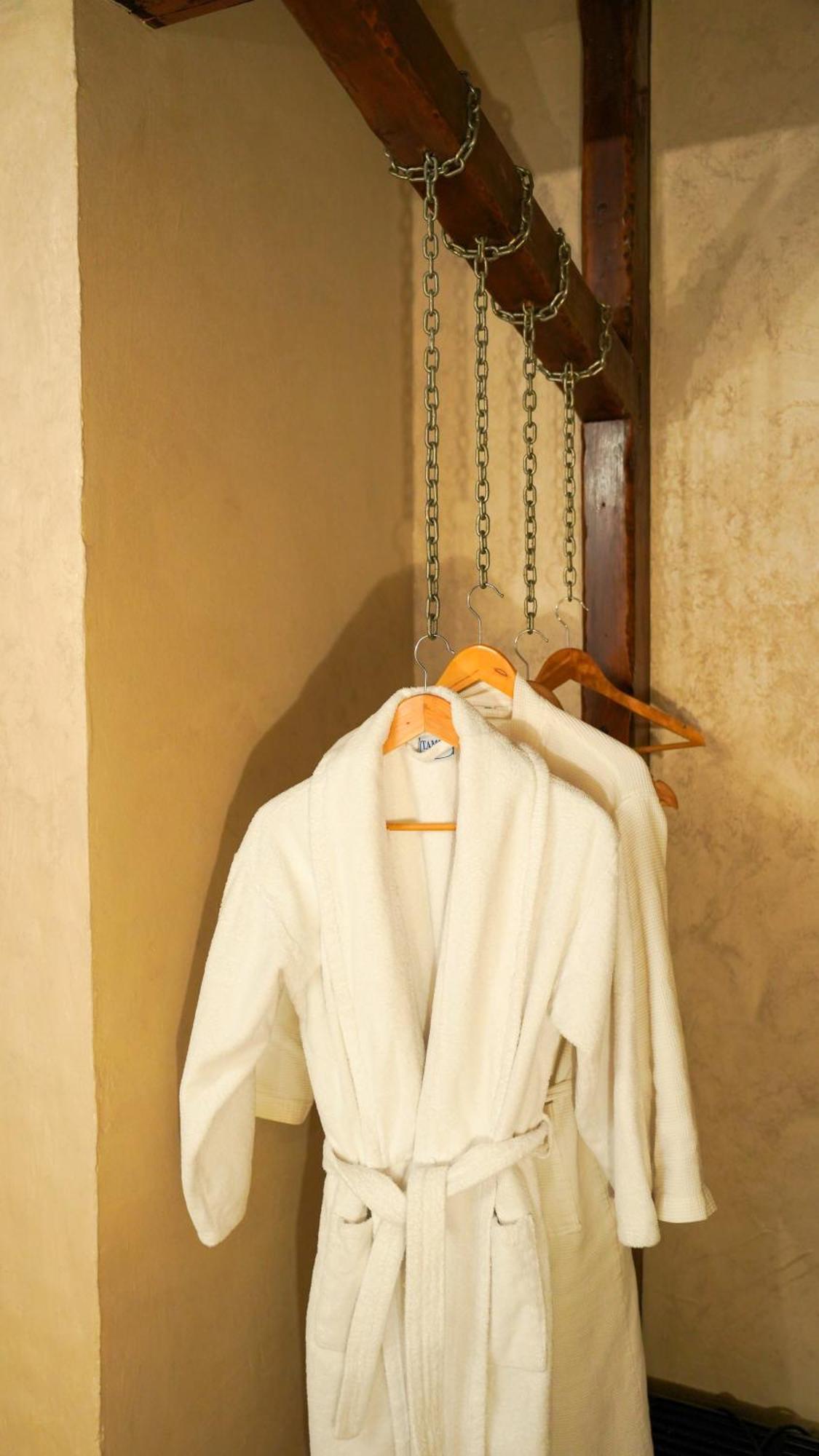 Saraishyq Hotel Almaty Bagian luar foto