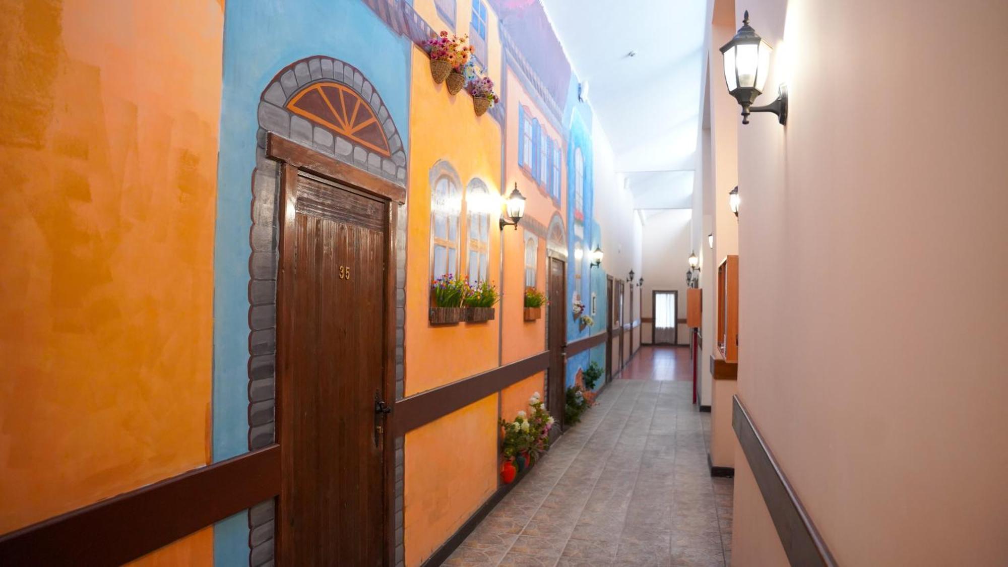 Saraishyq Hotel Almaty Bagian luar foto