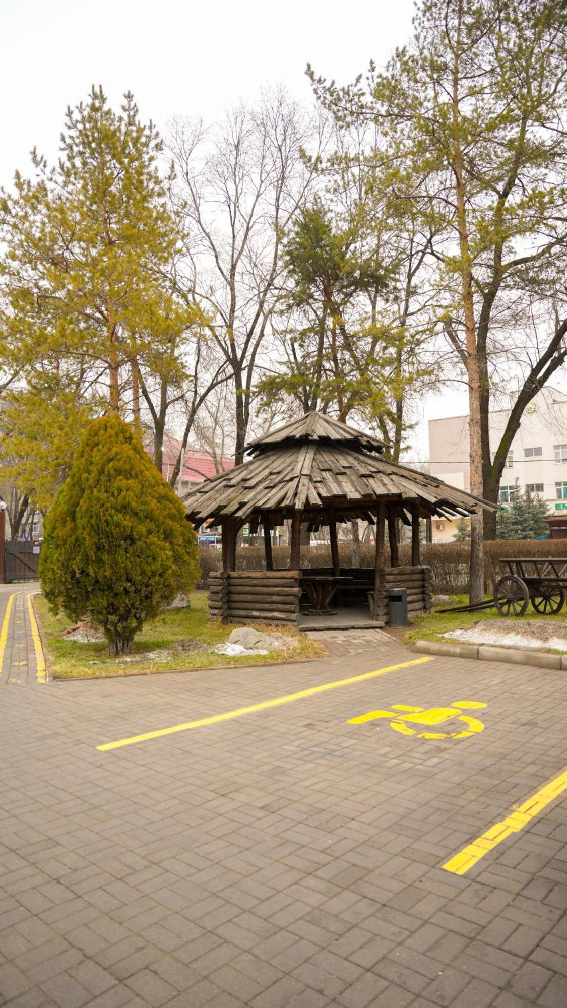Saraishyq Hotel Almaty Bagian luar foto
