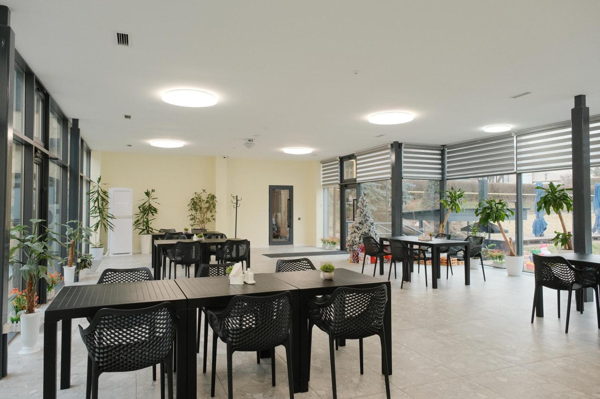 Saraishyq Hotel Almaty Bagian luar foto