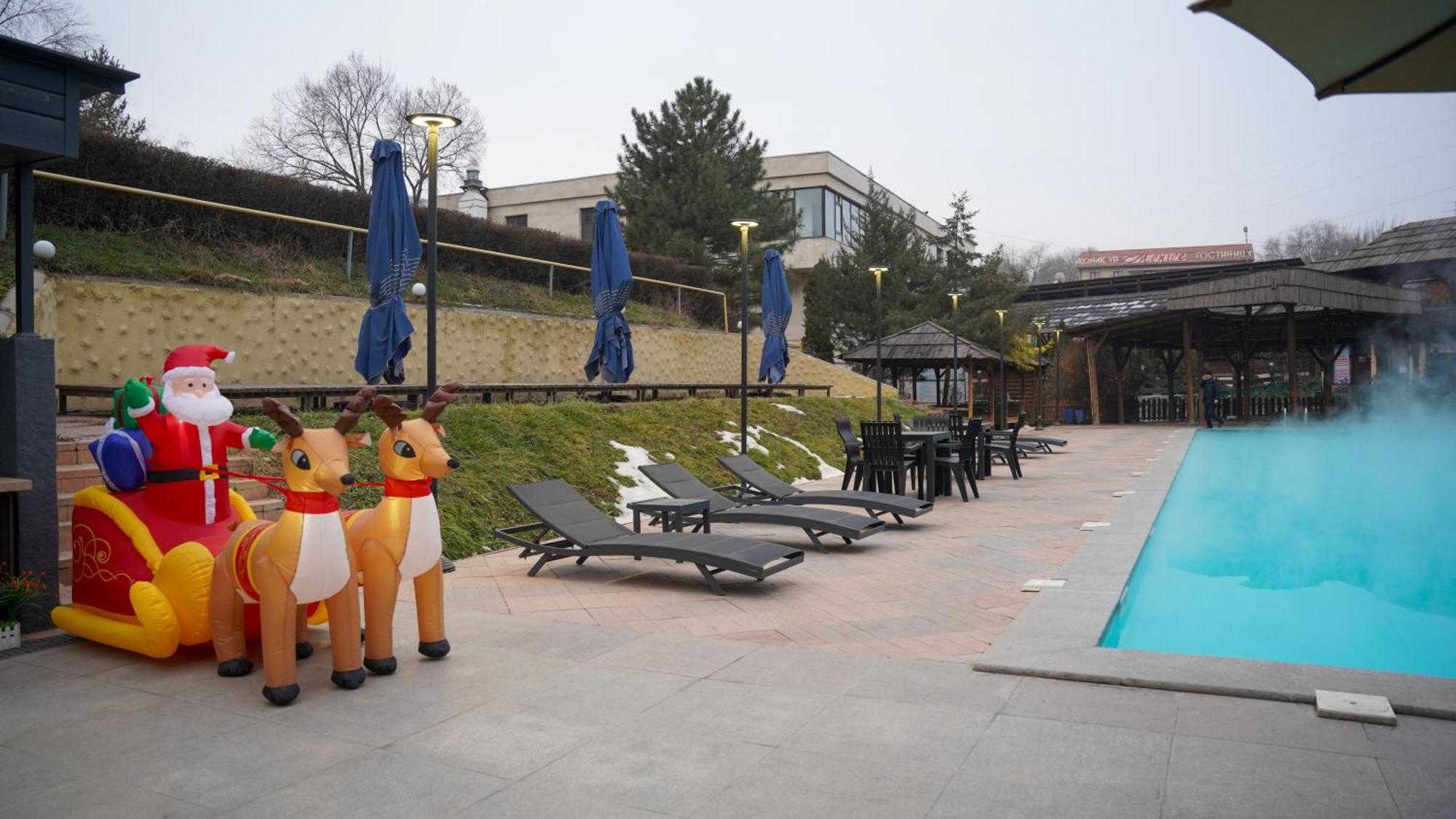 Saraishyq Hotel Almaty Bagian luar foto