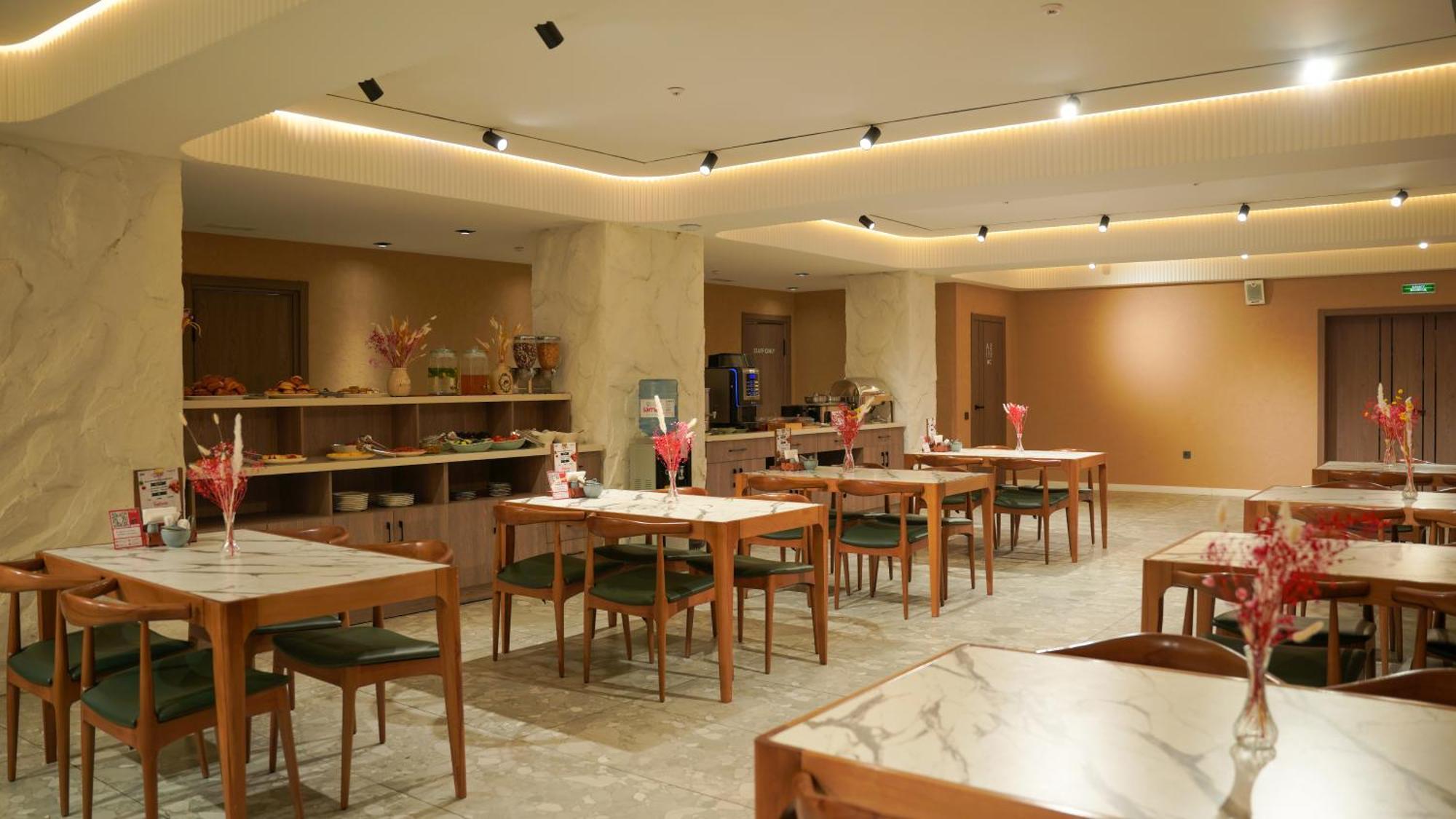 Saraishyq Hotel Almaty Bagian luar foto